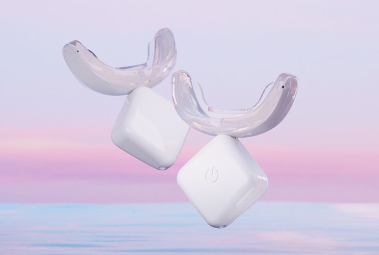 ضوء تبييض الأسنان